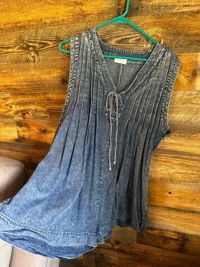 Sleeveless Washed Denim Pleated Tie-Front Romper - Blue